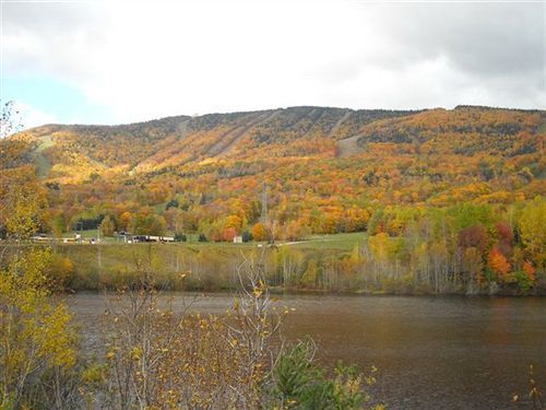 Holiday Villa Resorts At Mont Ste Anne Beaupré Екстериор снимка